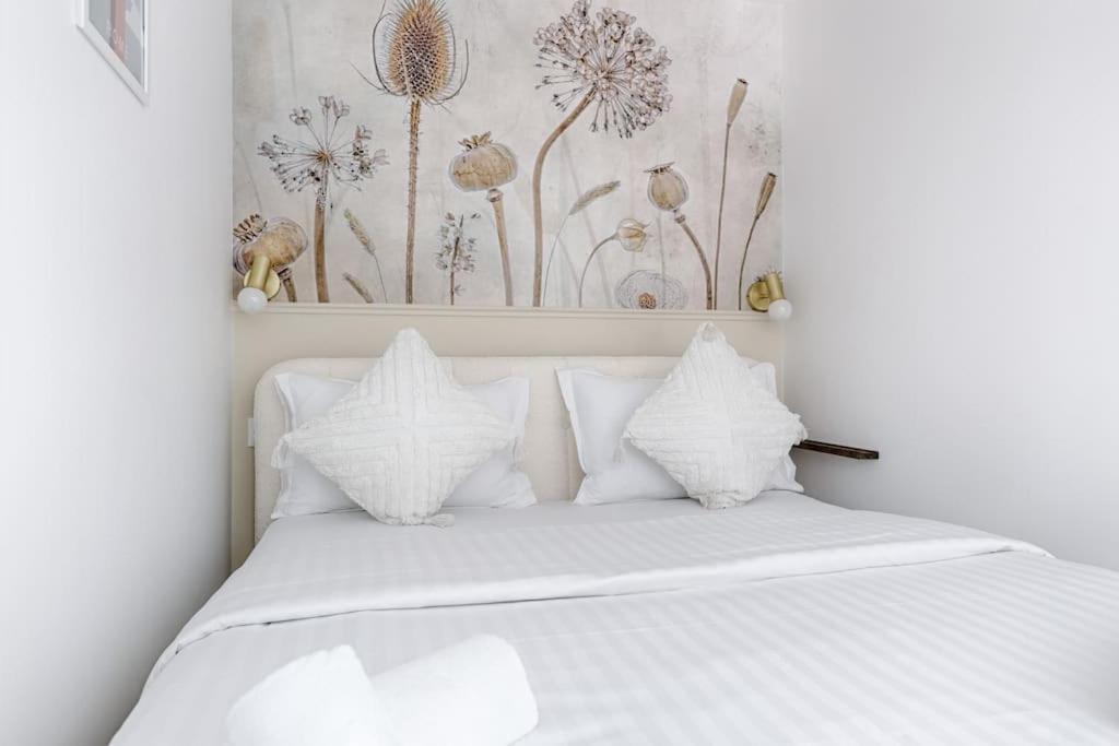 Mykeypers - Chic & Elegant Flat 2br/6p- Republique * Parijs